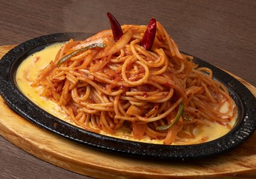 鉄板アラビアータ