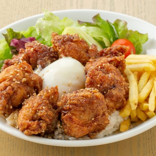 チキタマロコモコ